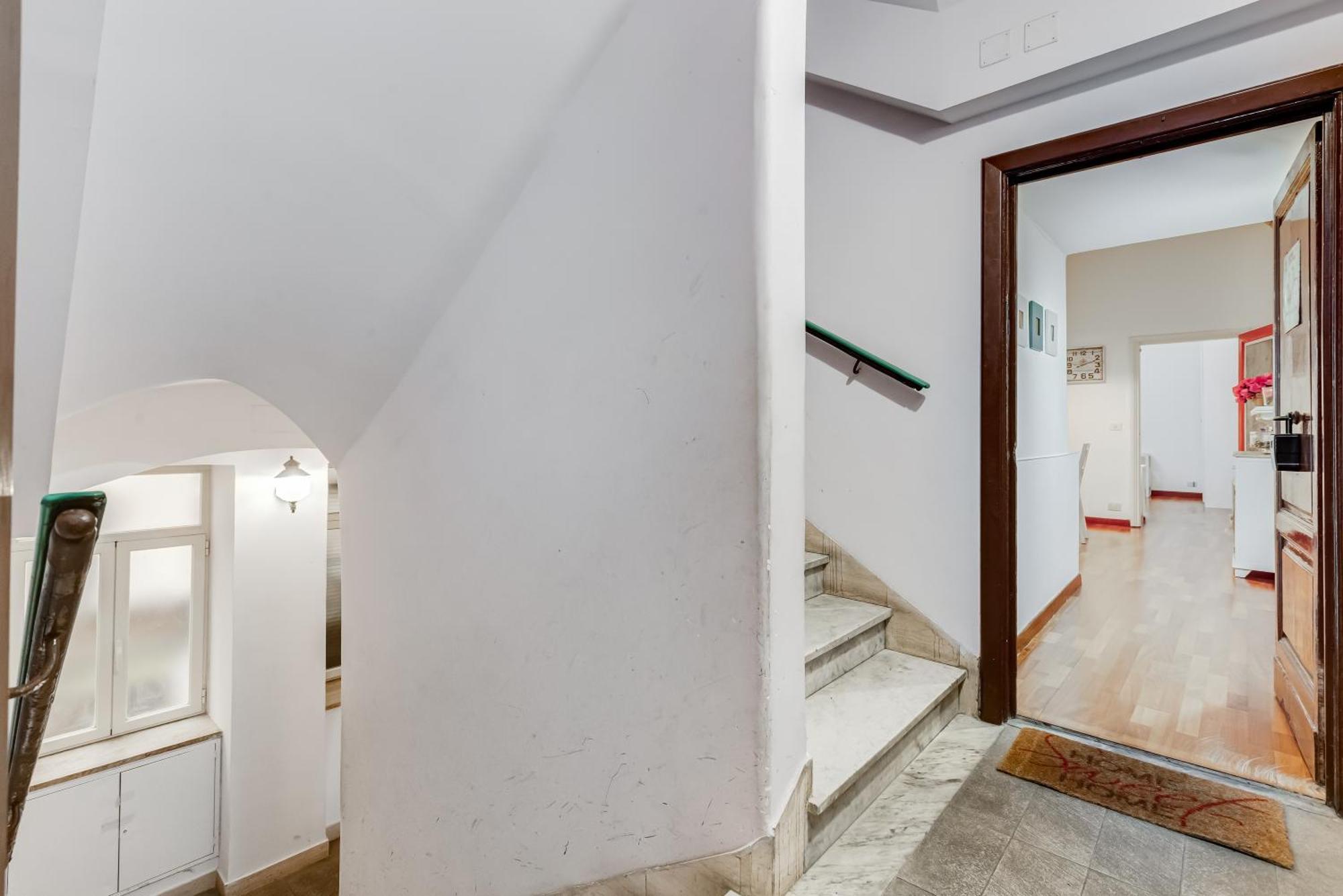 Centro Roma Trastevere Lovely House Esterno foto
